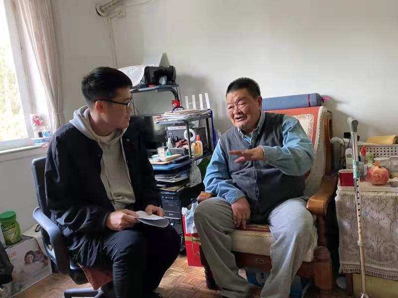 1647856490293424.jpg 与宋士晖老师.jpg